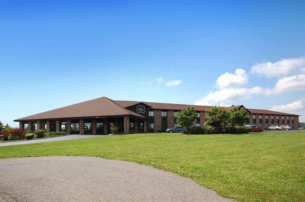 Best Western Lakewood Inn Hebron Exterior photo